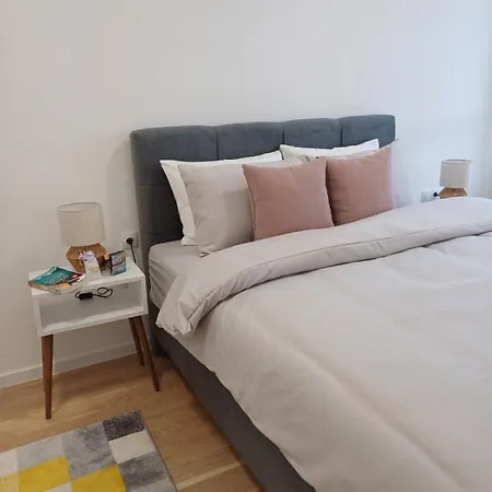 Apartment Pavle *